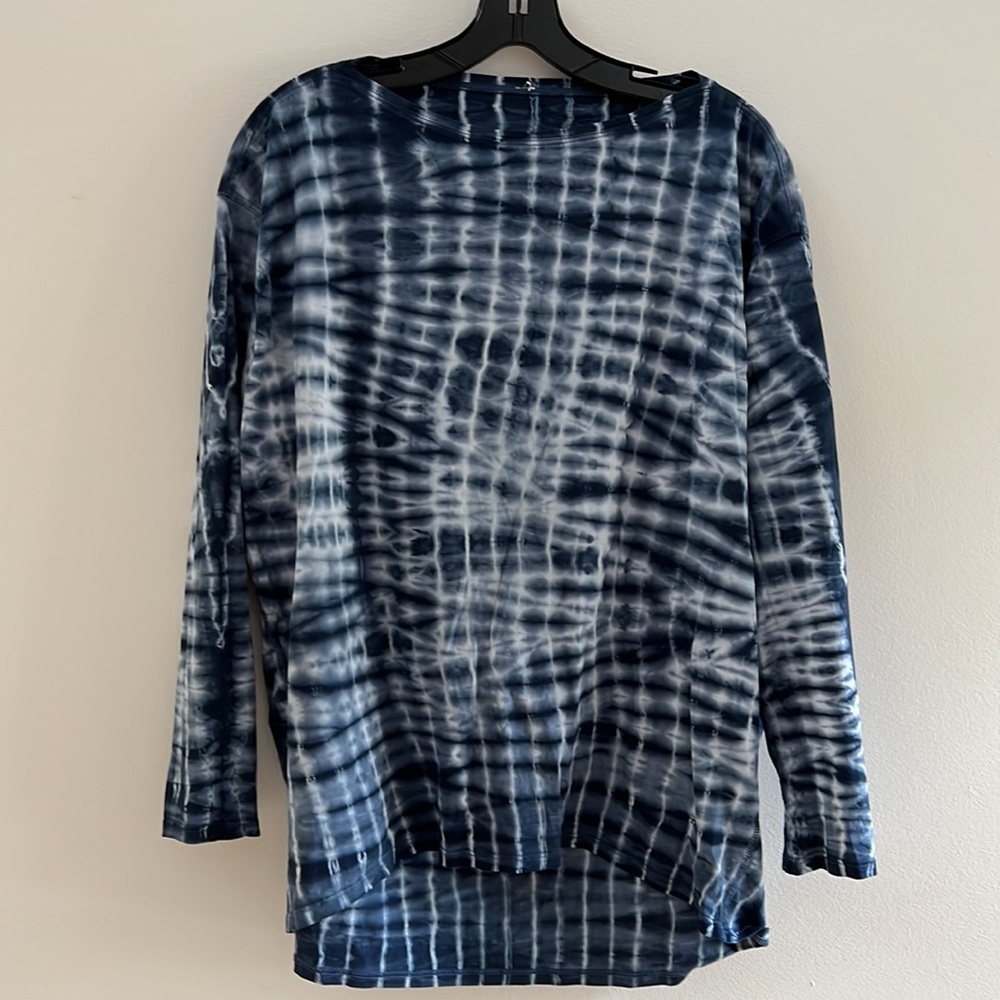 LULULEMON Back in Action Long Sleeve Shirt Tie-Dye Shibori Square Ocean Navy
